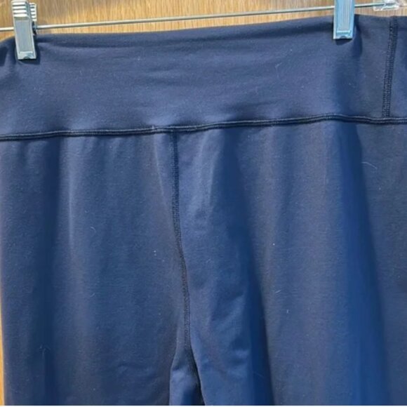 Women's Lululemon Wide-Leg Pants - Picture 3 of 4